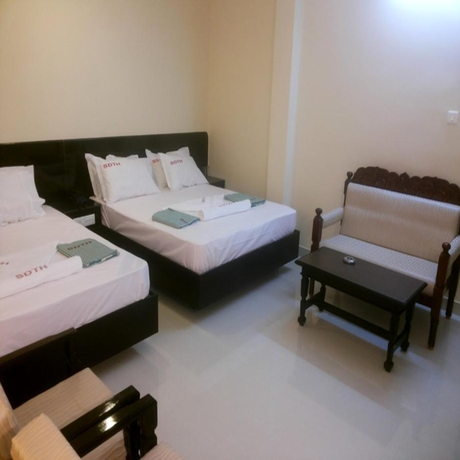 Hotel Sridevi Kânyâkumârî Extérieur photo
